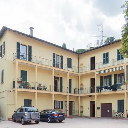 Apartment Colazione Da Tiffany With Private Parking - By Rent Cernobbio