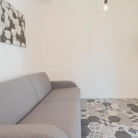 Colazione Da Tiffany With Private Parking - By Rent