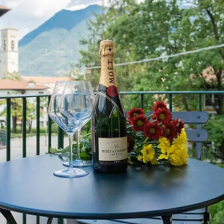 Colazione Da Tiffany With Private Parking - By Rent アパート