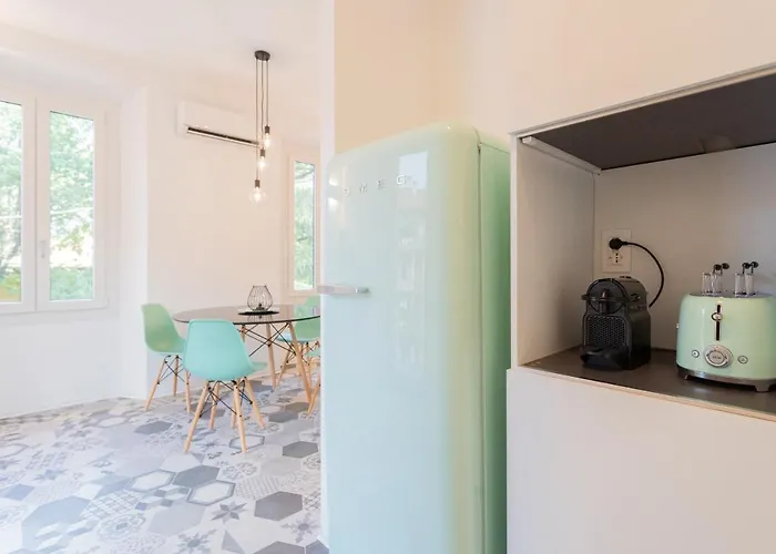 Colazione Da Tiffany With Private Parking - By Rent