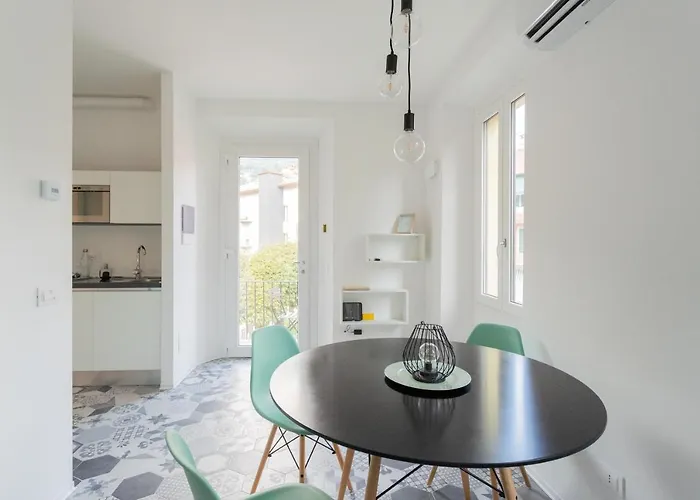 Apartamento Colazione Da Tiffany With Private Parking - By Rent Cernobbio