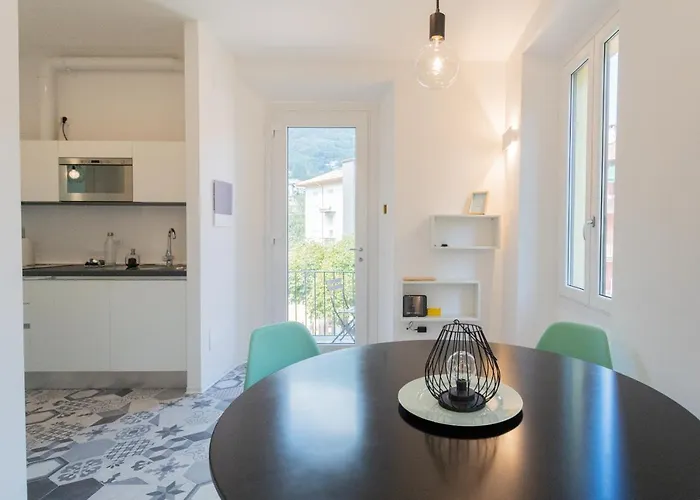 Apartamento Colazione Da Tiffany With Private Parking - By Rent Cernobbio
