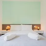 דירה Colazione Da Tiffany With Private Parking - By Rent